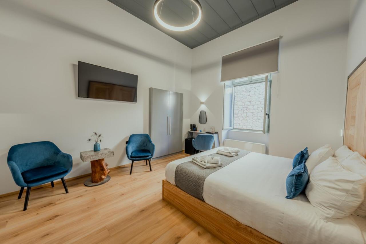 Impero Nafplio Hotel & Suites Extérieur photo